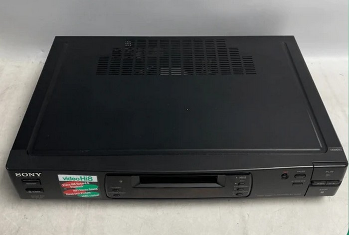 Sony EV-C2000E Hi8 Video8 8mm Video Cassette Recorder Player